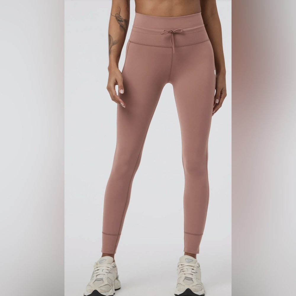 VUORI DAILY LEGGING 25” SEDONA BROWN SIZE SMALL WAIST 12”